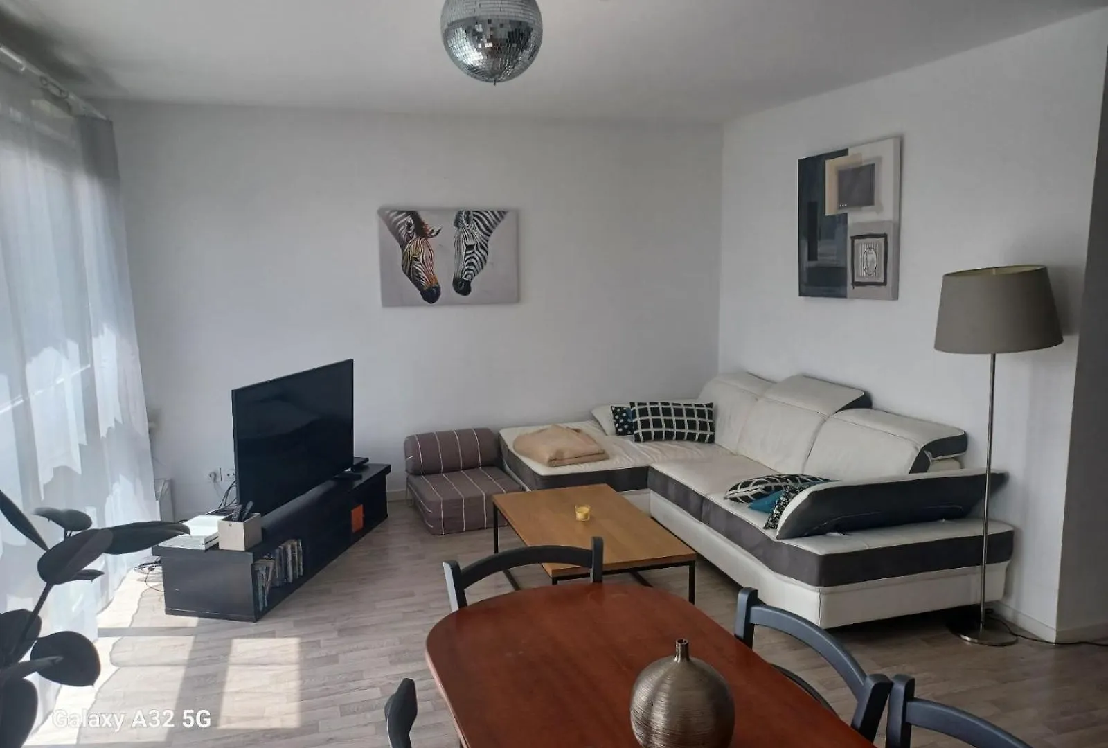 Appt T3 Cuisine Amenagee Et Equipee Acces Pmr Apartment Saint-Malo